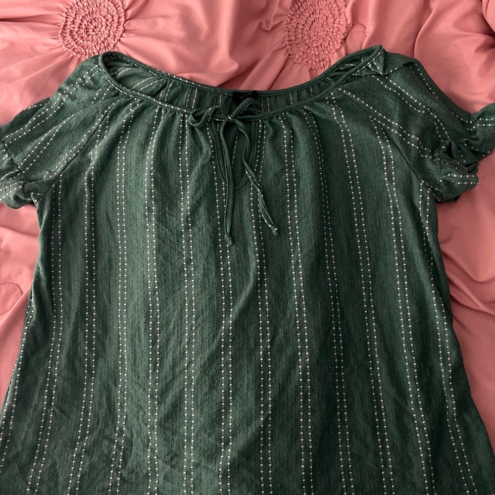 W5 Green Flutter Sleeve Tie Front Blouse